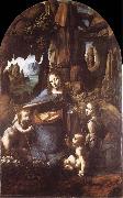 LEONARDO da Vinci Madonna in the rock grottos oil on canvas